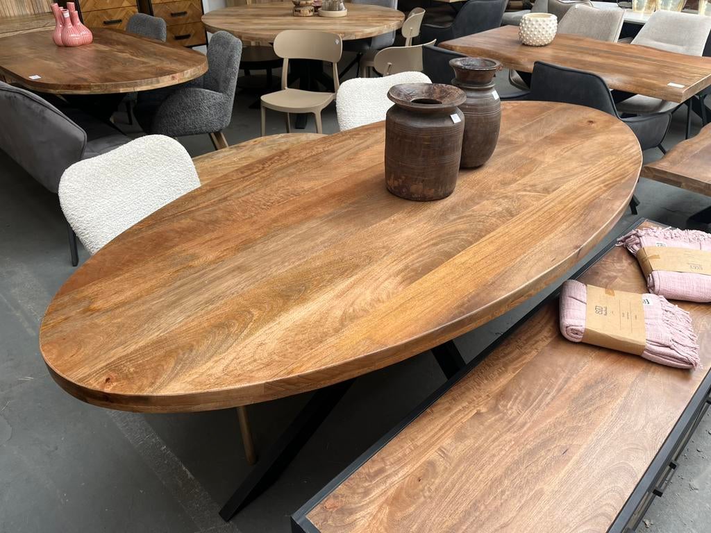 Magazijn leegverkoop eettafel ovaal mangohout matrix zwart, Nieuw, Ophalen of Verzenden, Info@wkhome.nl, Argonweg 20 Amersfoort
