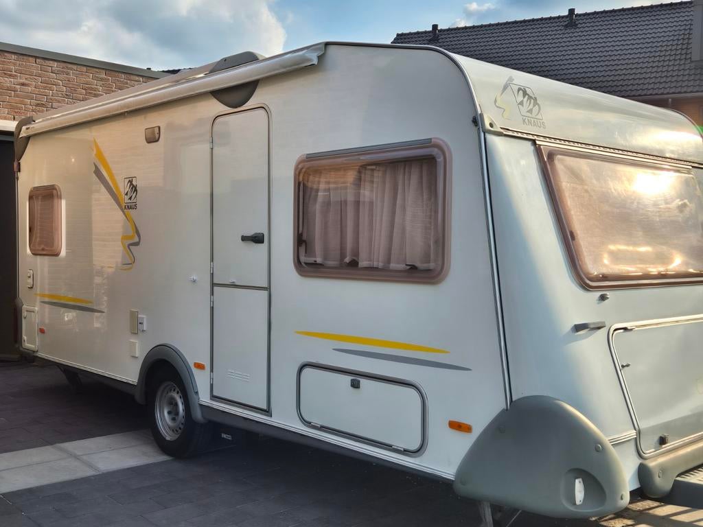 Knaus Südwind 500 TF Cheers Jubileum caravan, Caravans en Kamperen, Caravans, Omvormbare zithoek, Particulier, Luifel, 5 tot 6 meter
