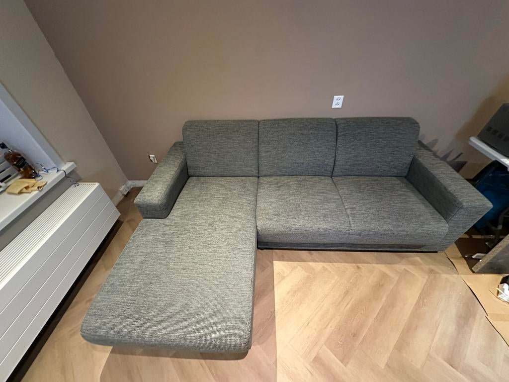 Grijze stoffen hoekbank - 2 jaar oud, Huis en Inrichting, Ophalen, Hoekbank, Driepersoons, Zo goed als nieuw
