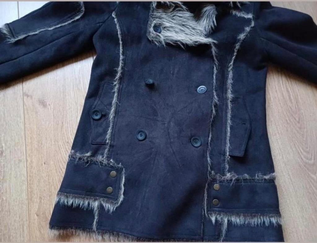 Prachtige Balmain dames winterjas maat M, Maat 38/40 (M), Zwart, Ophalen of Verzenden, Gedragen