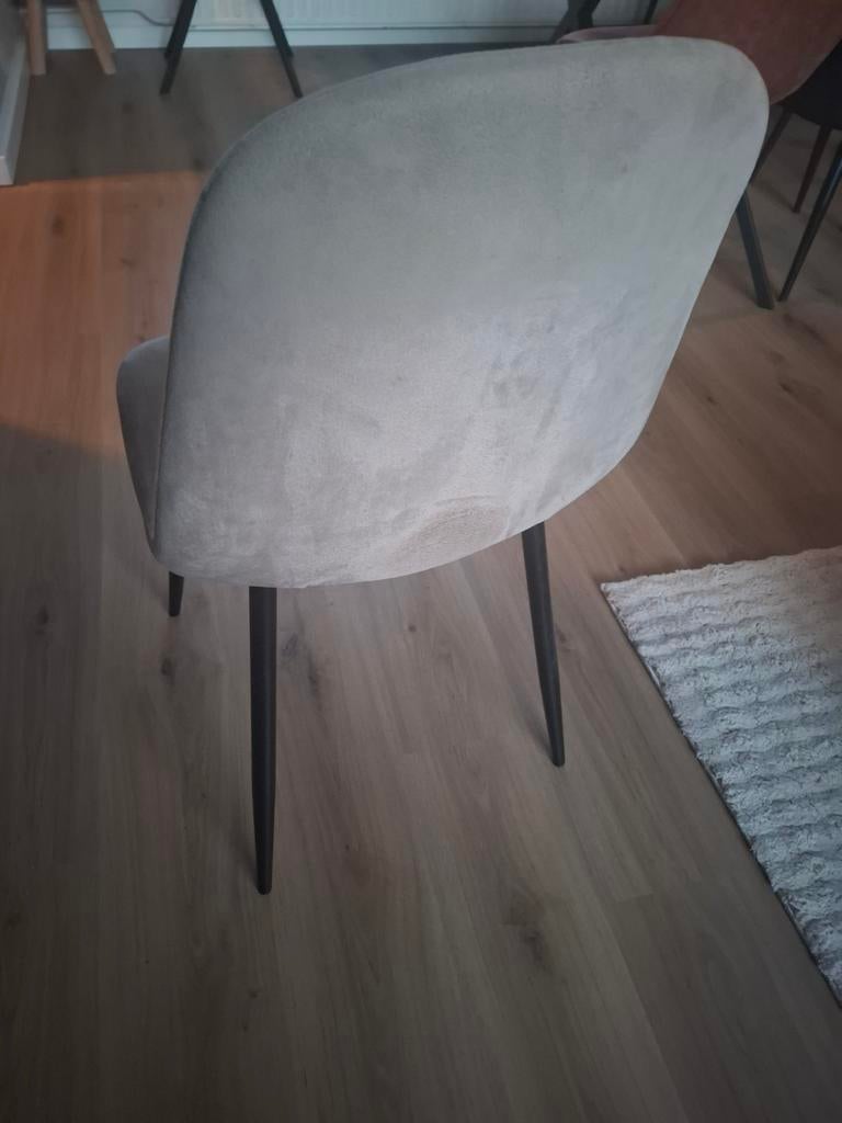 Mooie taupe stoel, Ophalen of Verzenden, Zo goed als nieuw, Stof, Eén