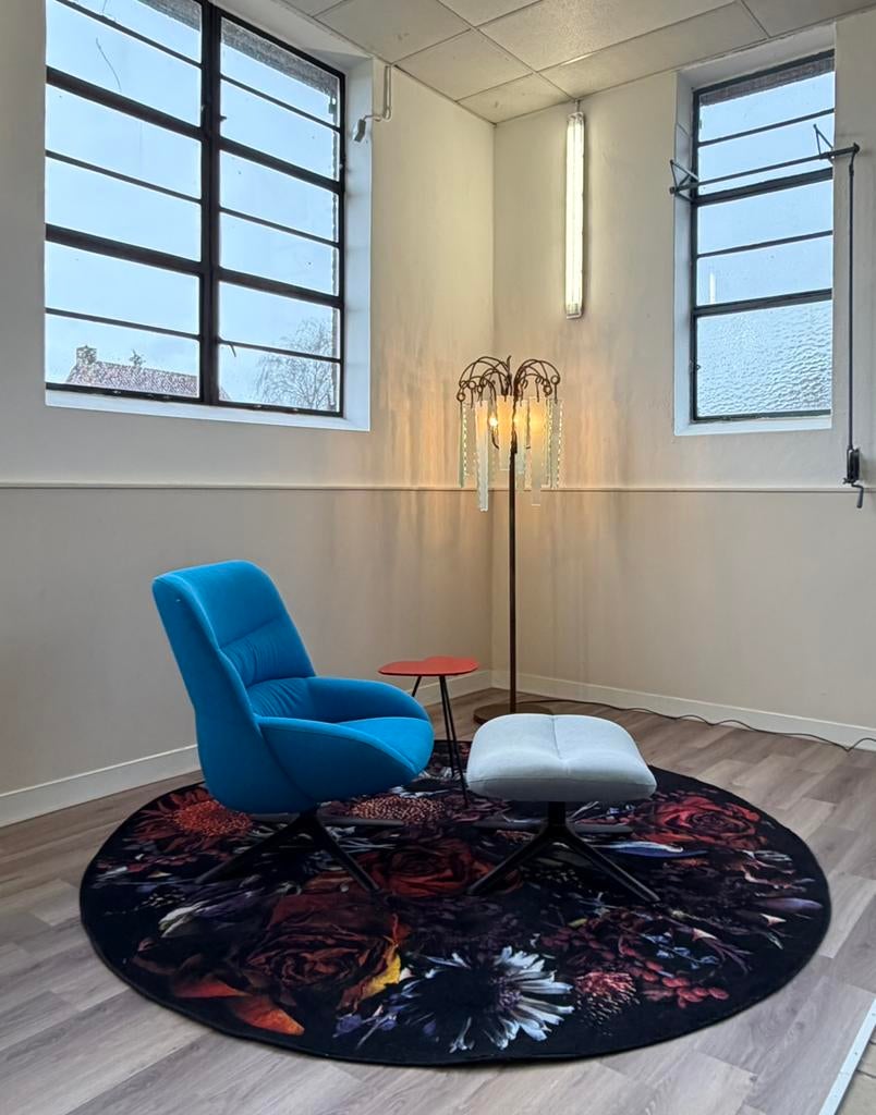 Leolux Hilco draai/ loungefauteuil met poef NIEUW, Ophalen, Nieuw, 75 tot 100 cm, Stof