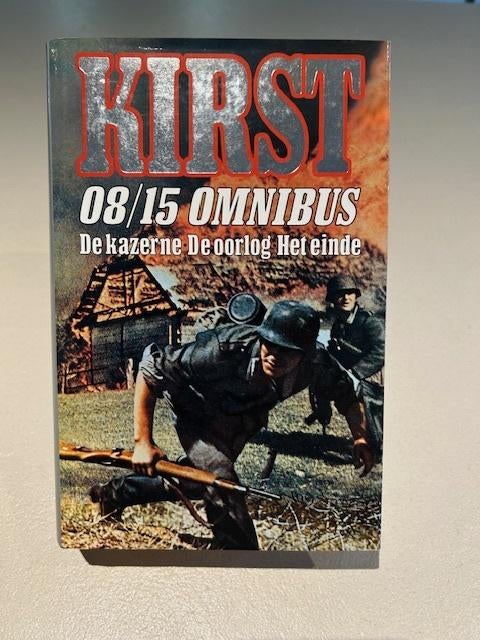 08 /15 omnibus De kazerne / De oorlog / Het einde, Boeken, Ophalen of Verzenden, Zo goed als nieuw, Europa overig