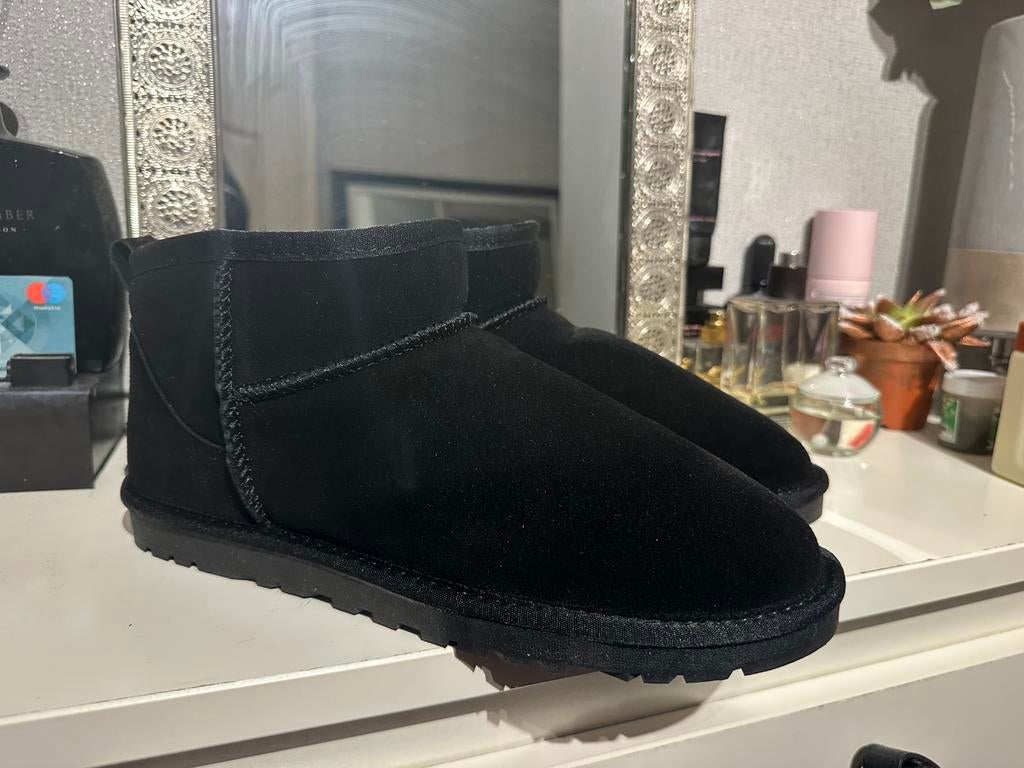 Ugg heren maat 43 nieuw, Ophalen of Verzenden, Nieuw