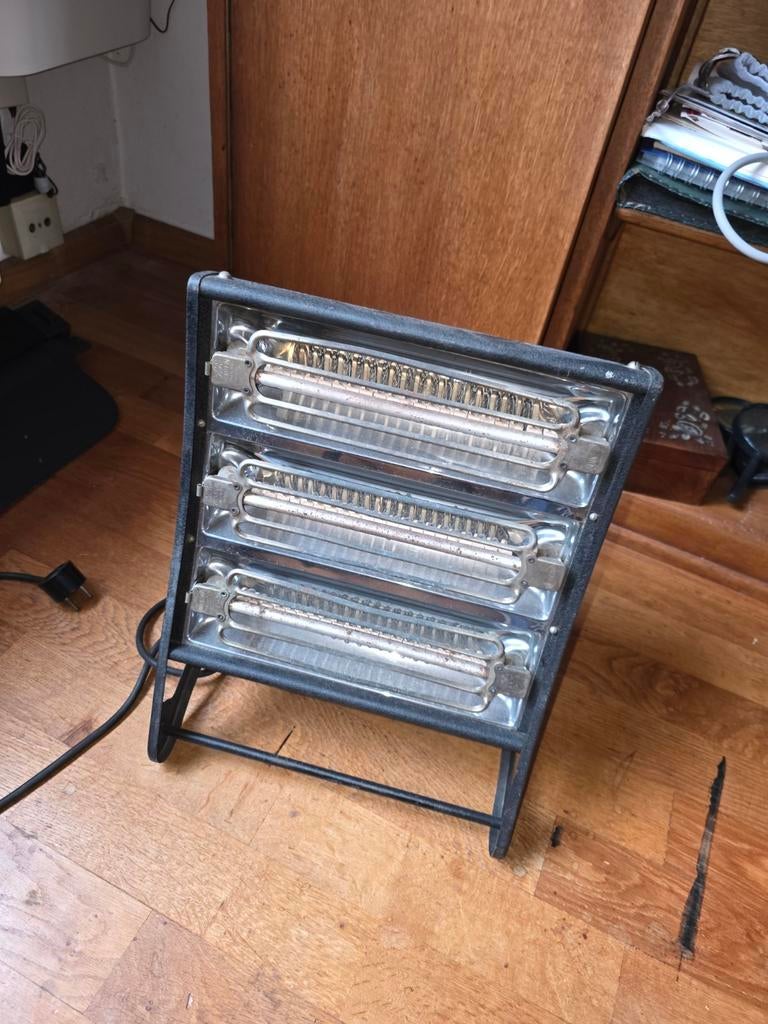 Vintage Inventum straalkachel, Ophalen, Hout