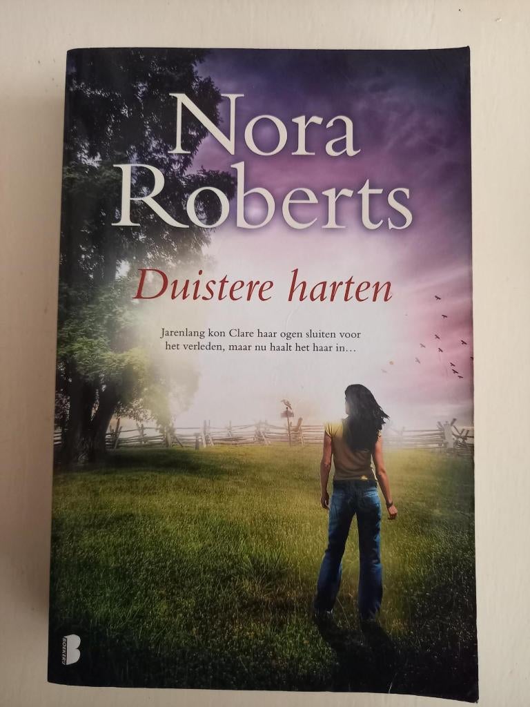 p3 Duistere harten - Nora Roberts, Ophalen of Verzenden, Gelezen