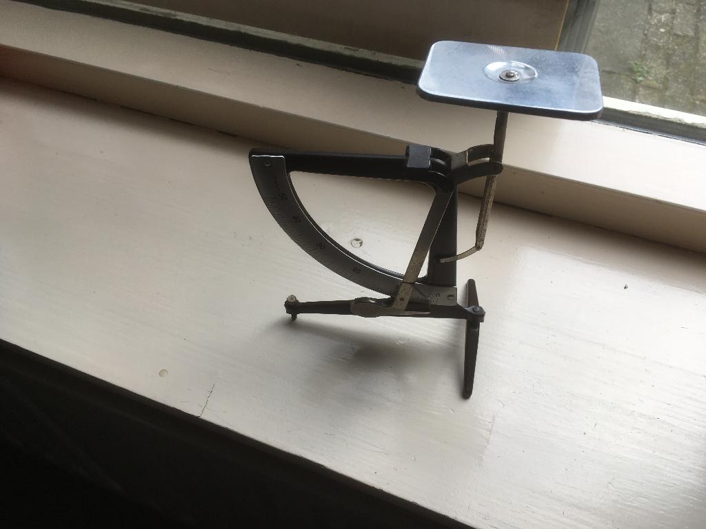 vintage brieven weegschaal lama gdr 50 gram, Ophalen of Verzenden