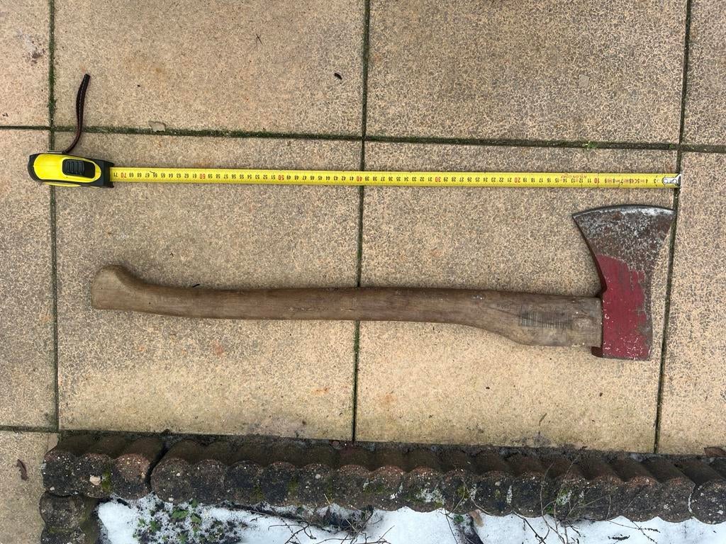 Oude bijl 1250 schuurvondst, Ophalen of Verzenden, Zo goed als nieuw