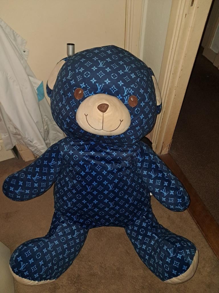 Louis vouitton beer, Ophalen, Zo goed als nieuw, Beer