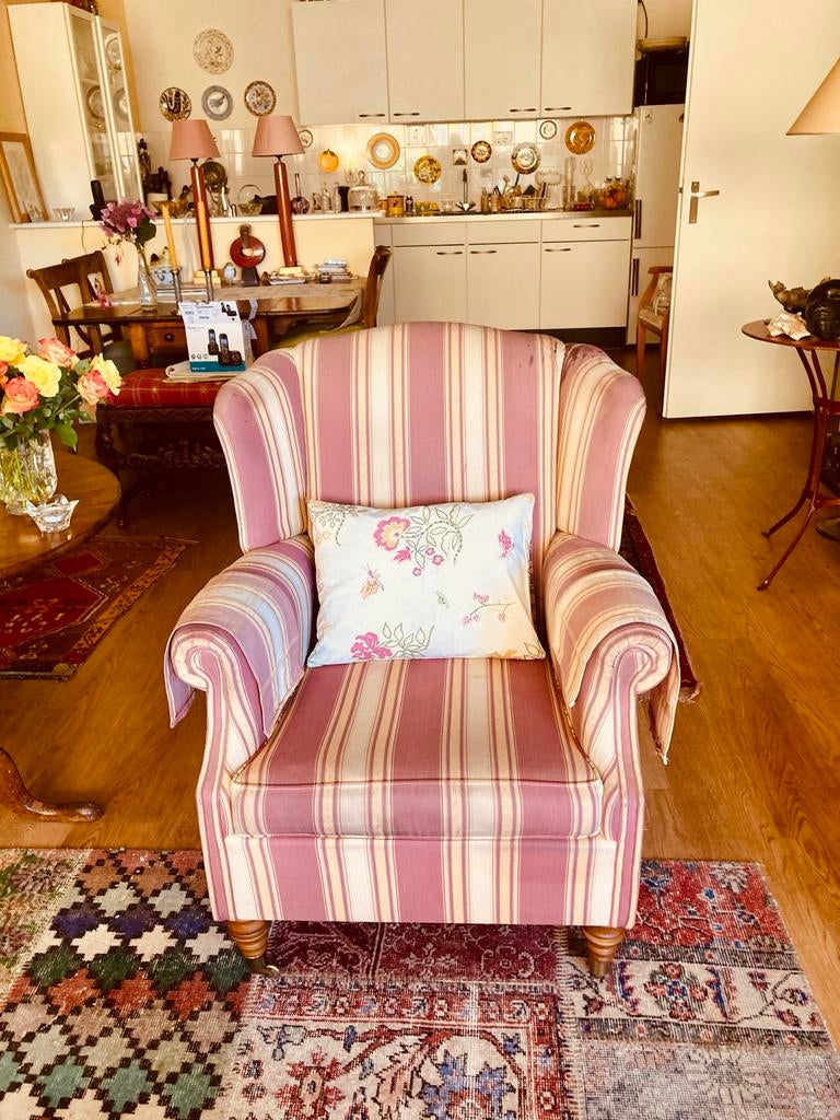 Klassieke bank en fauteuil met messing wieltjes, Ophalen, Gebruikt, Tweepersoons, 75 tot 100 cm