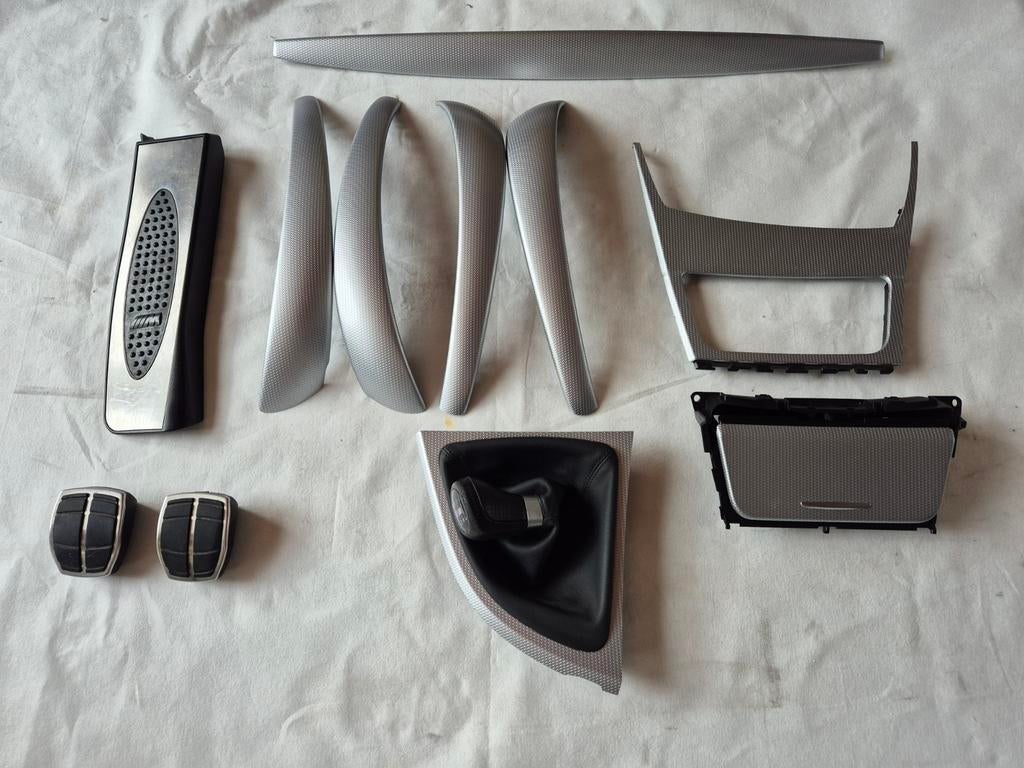 BMW 1 SERIE E87 ORIGINELE ALUMINIUM LIJSTEN COMPLEET, Ophalen of Verzenden, Gebruikt, BMW