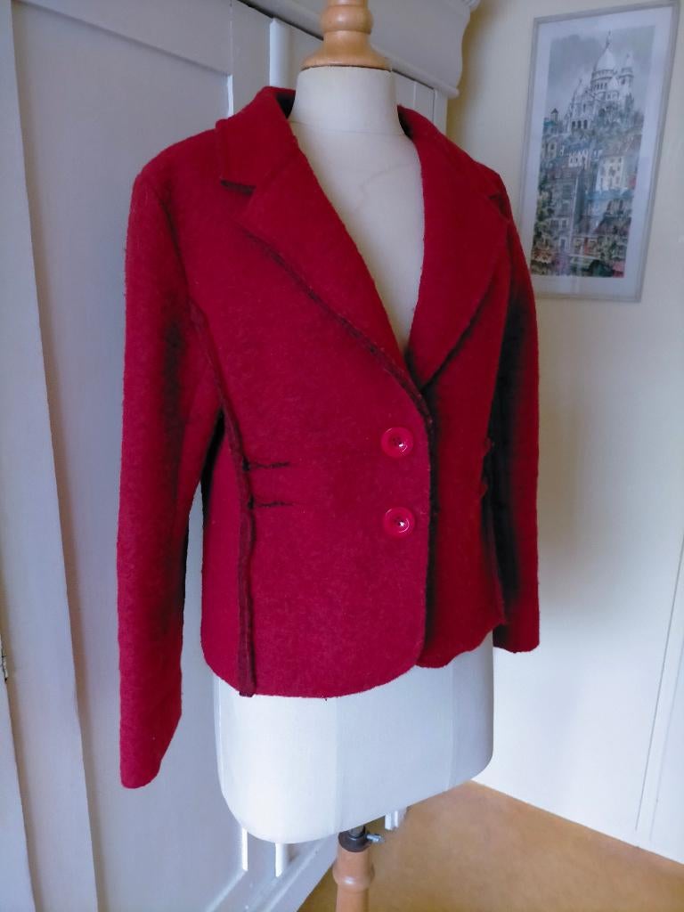 Mooi warm rood jasje van Realize 80% wol L, Maat 42/44 (L), Ophalen of Verzenden, Realize, Jasje