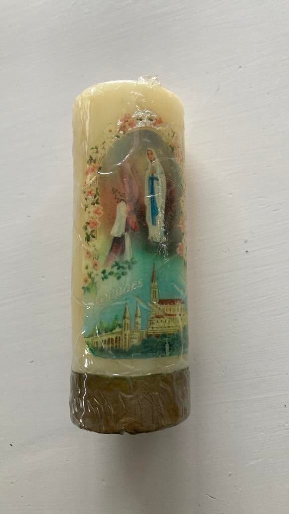 Kaars Lourdes uit jr 70, nieuw, Overige materialen, Nieuw, Ophalen of Verzenden, Crème