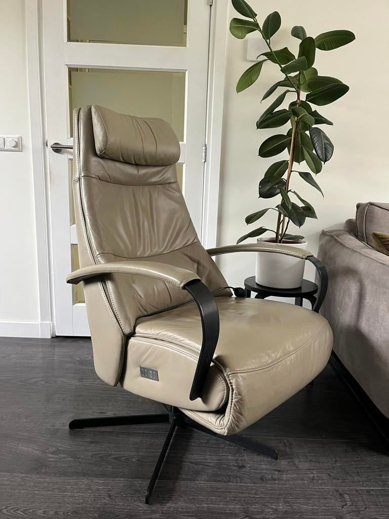Prominent Elektrische Relaxfauteuil E100 Humberto Taupe L XL, Huis en Inrichting, Fauteuils, Minder dan 75 cm, Leer, Ophalen of Verzenden