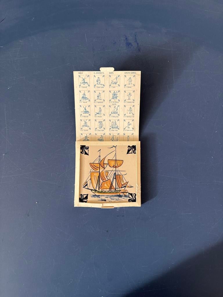 KLM Business Class Tegel met Scheepsmotief, Antiek en Kunst, Antiek | Wandborden en Tegels, Ophalen of Verzenden