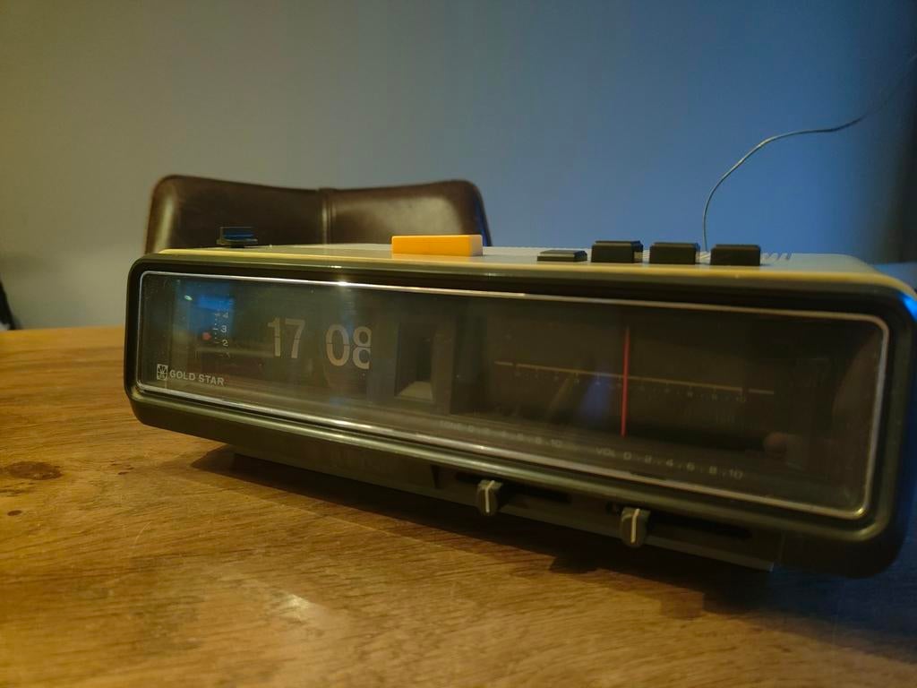 Gold Star Wekkerradio, 1975,  RK-1012 - Vintage, Witgoed en Apparatuur, Wekkers, Ophalen of Verzenden, Gebruikt
