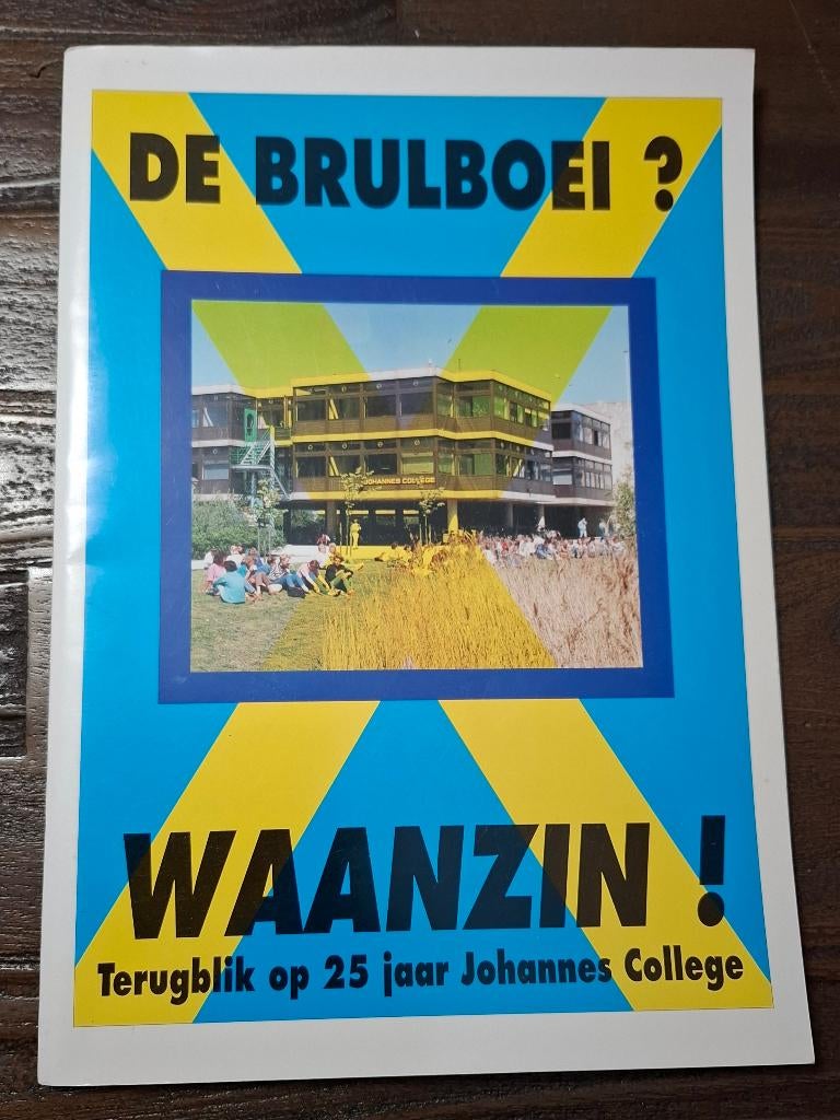 JOCO - De brulboei? Waanzin! - Terugblik op 25 jaar JoCo, Ophalen of Verzenden, Zo goed als nieuw, Diverse auteurs