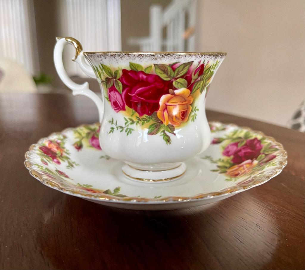 Royal Albert Old Country Roses – 2 kop en schotel sets, Ophalen