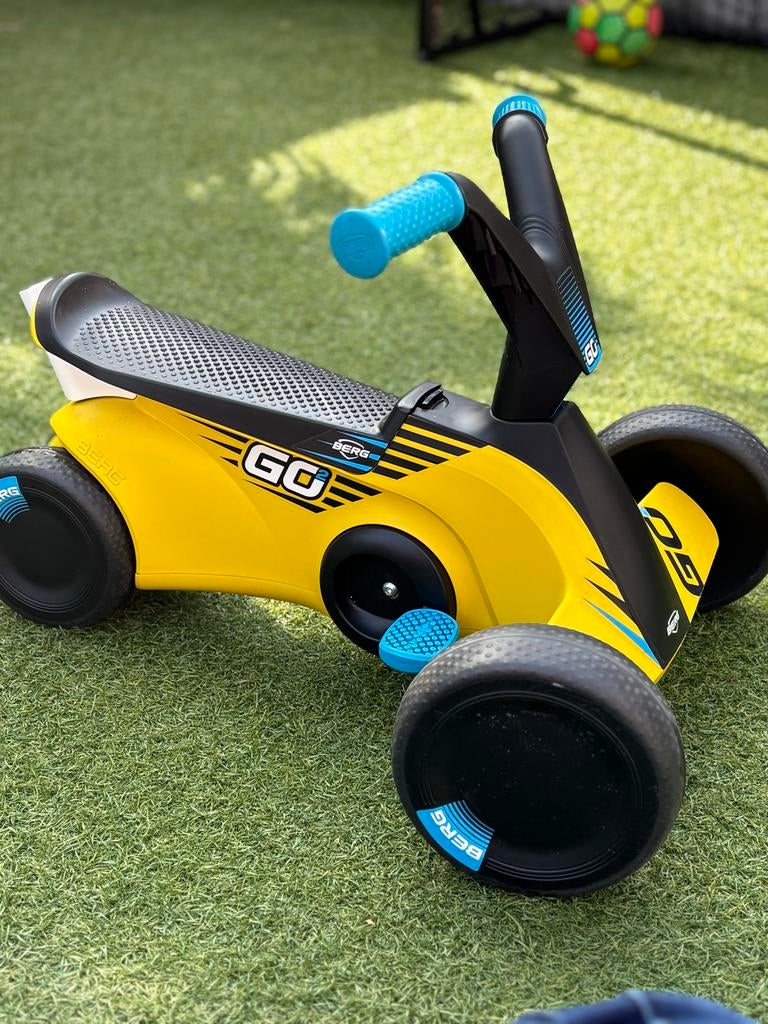 BERG GO2 Sparx Yellow met duwstang - Zo goed als nieuw!, Ophalen, Zo goed als nieuw, Loopvoertuig