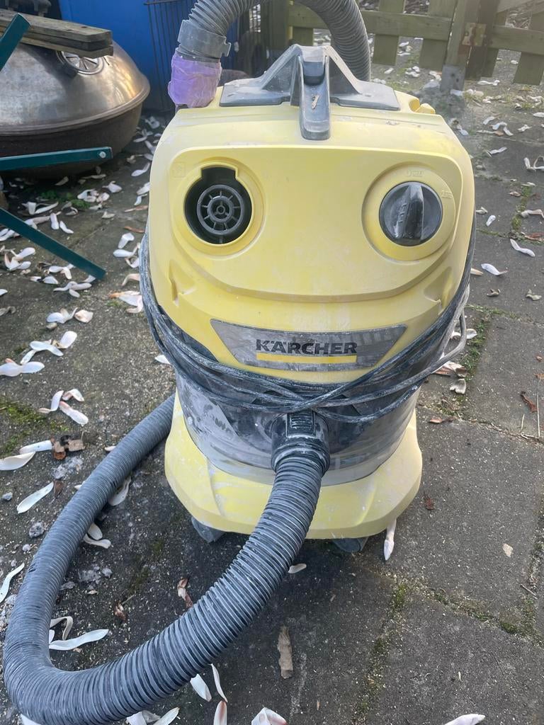 Kärcher WD 4 S Waterstofzuiger - 1000W, 20L, Gebruikt, Ophalen of Verzenden, Waterstofzuiger, Minder dan 1200 watt