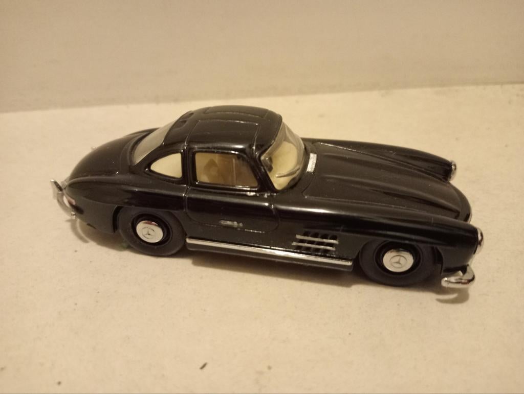 Dinky mercedes benz 300 sl gullwing, Ophalen of Verzenden, Auto, Dinky Toys