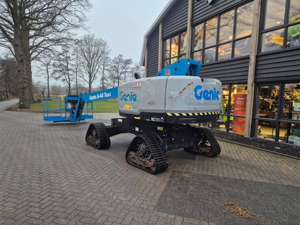 Genie S45-Traxx telescoop hoogwerker, Ophalen