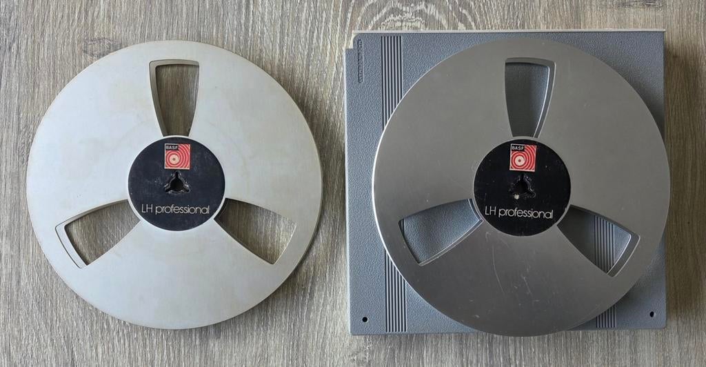 2 stuks 18 cm SPOELEN van METAAL BASF, Audio, Tv en Foto, Bandrecorders, Ophalen of Verzenden, Onderdeel