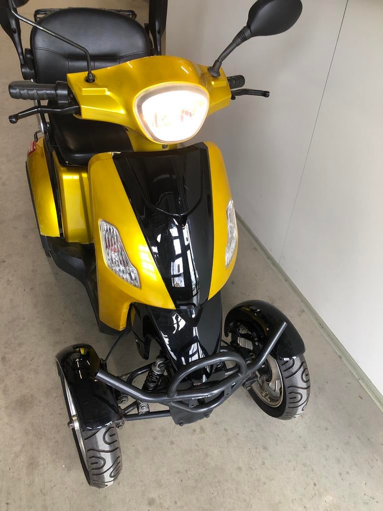 Scootmobiel For motion four, Overige merken, Ophalen of Verzenden, Zo goed als nieuw, 16 km/u of meer