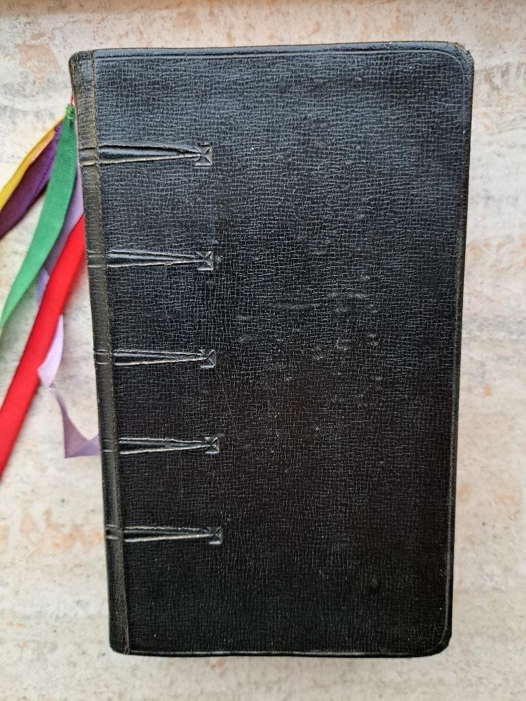 Antiek Missaal 1947 – Missale Romanum – Zwarte kaft, Ophalen of Verzenden, Gelezen, Christendom | Katholiek