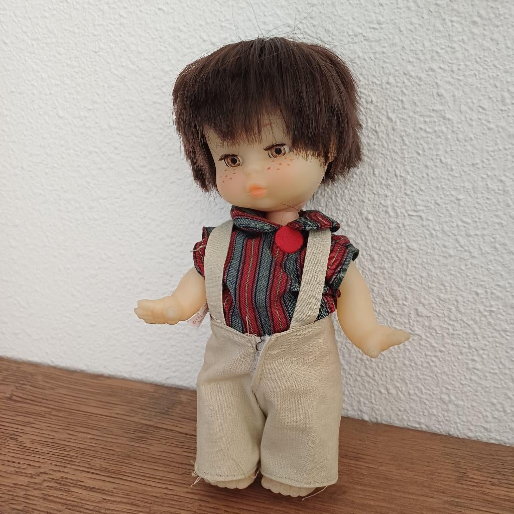 Famosa, popje. Made in Spain., Verzamelen, Verzenden, Gebruikt, Pop