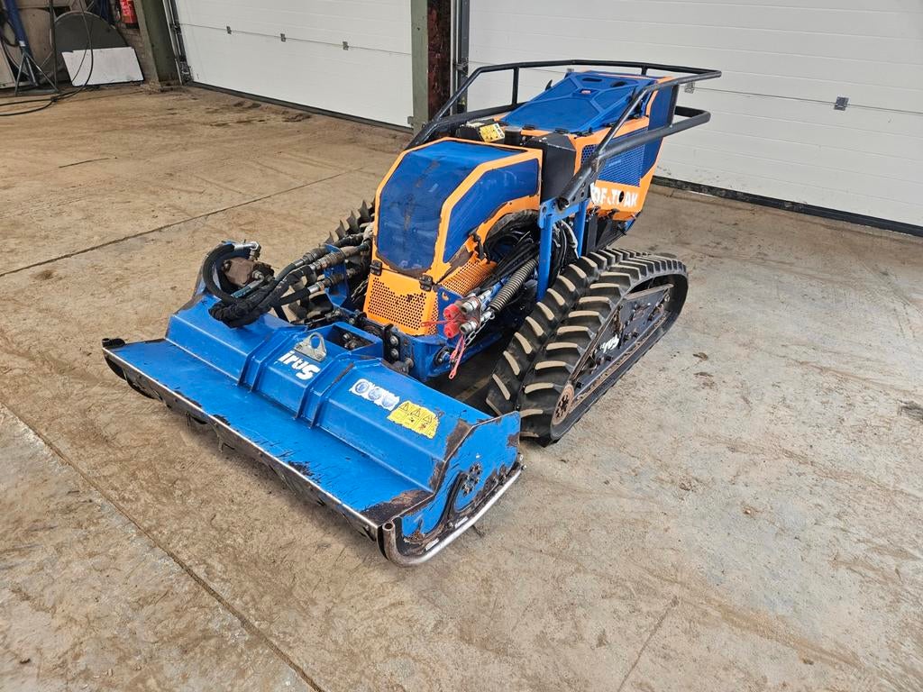 Irus Deltrak Robotmaaier,taludmaaier , grasmaaier !, Ophalen, Gebruikt, Meer dan 25 cm, Irus