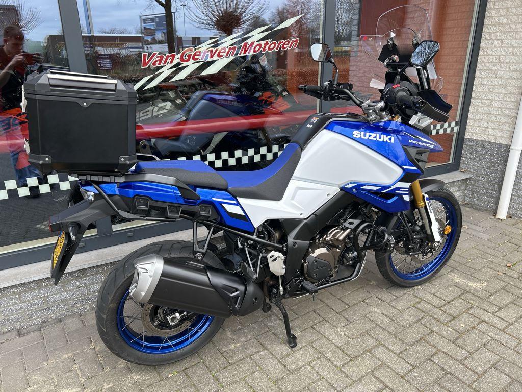 SUZUKI V-STROM 1050 DE 2023 - foto 3