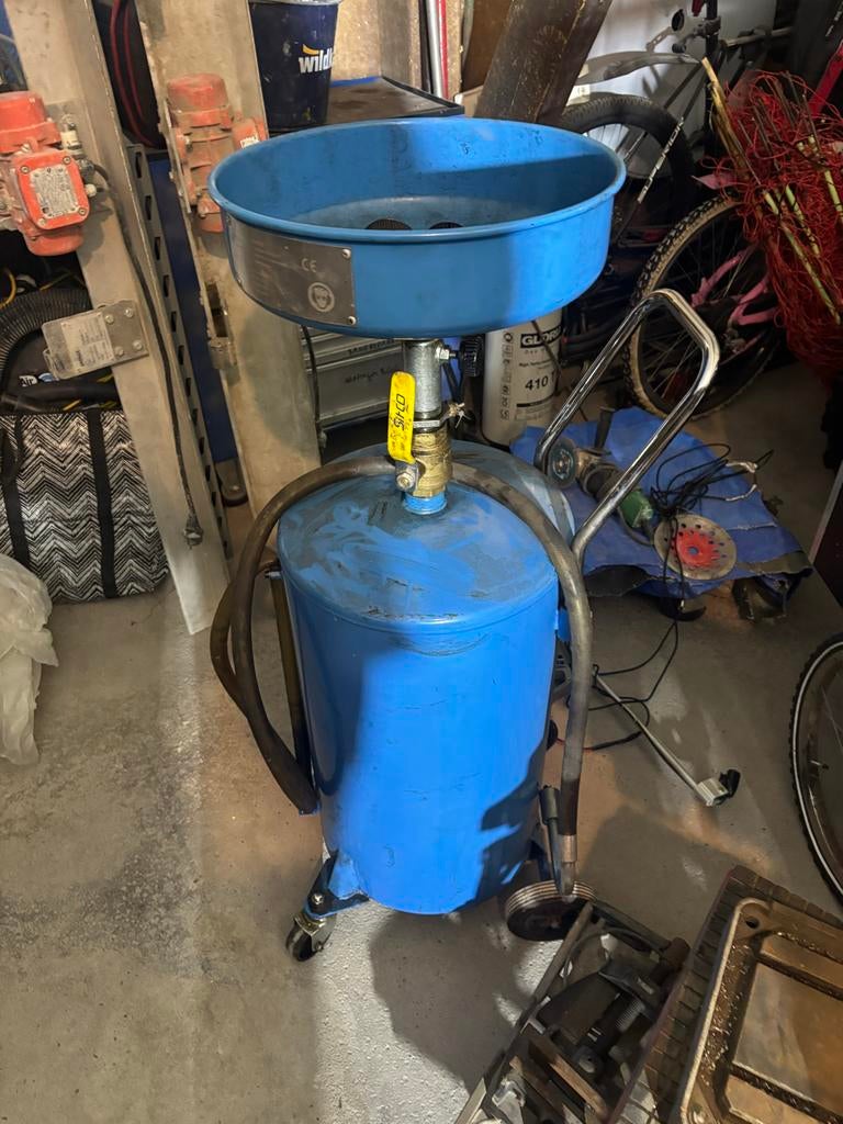 Opvangbak olie, Ophalen, Gebruikt, Universele onderdelen