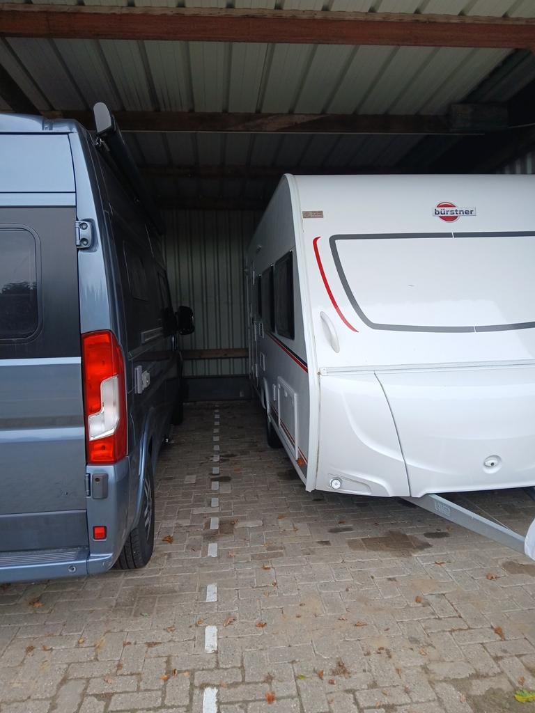 Caravan /Camperstalling