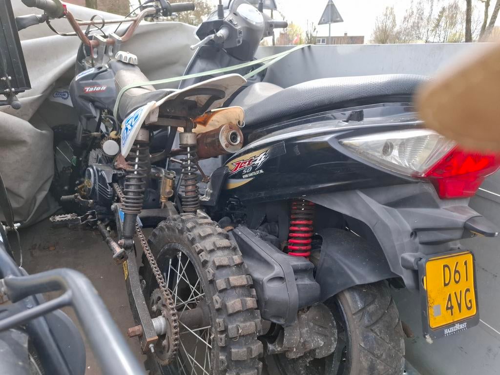 SYM yet4 Scooter - Voor onderdelen of sloop, Ophalen, Gebruikt, Overige typen, SYM