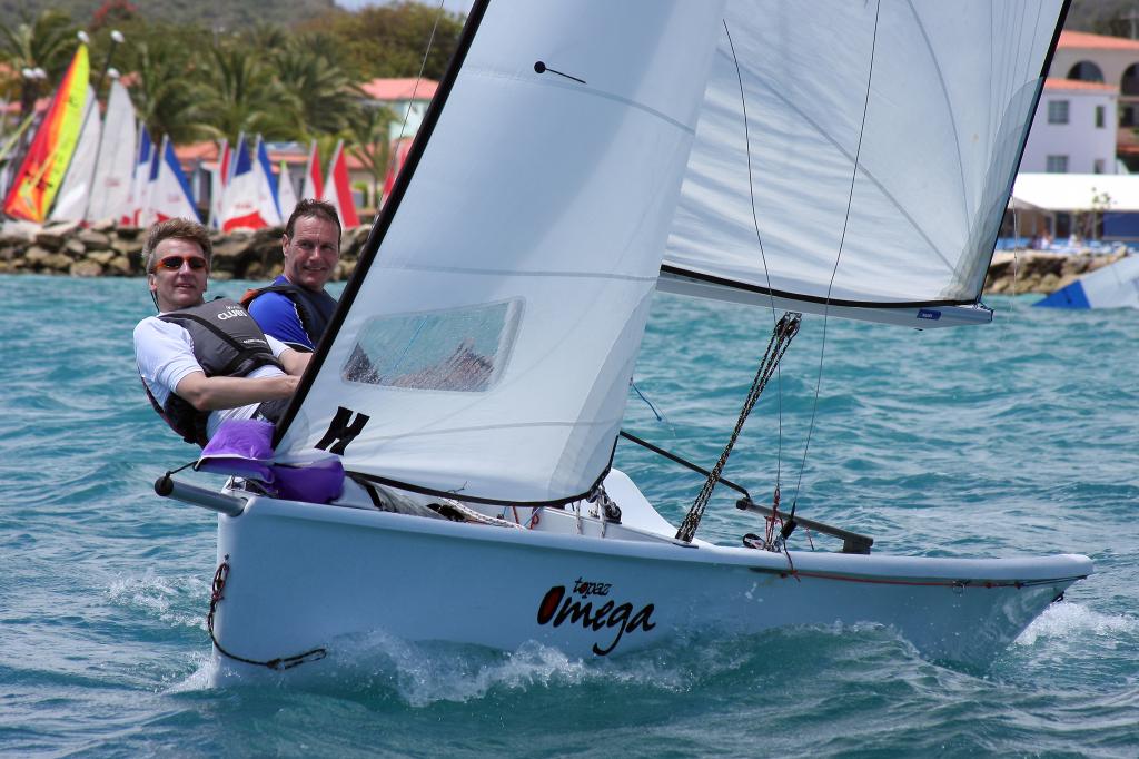 Topper Omega nieuw (oud productiejaar) (bj 2024), Watersport en Boten, Open zeilboten, Nieuw, Overige brandstoffen, 3 tot 6 meter