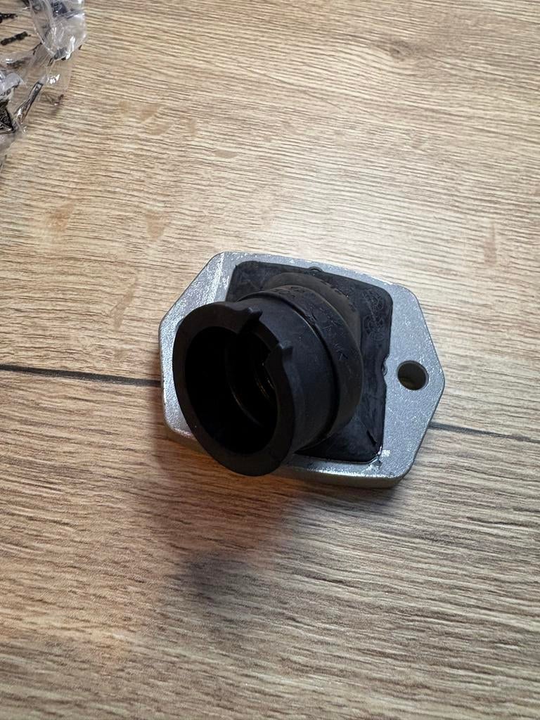 Inlaatspruitstuk voor carburateur, Ophalen of Verzenden, Nieuw