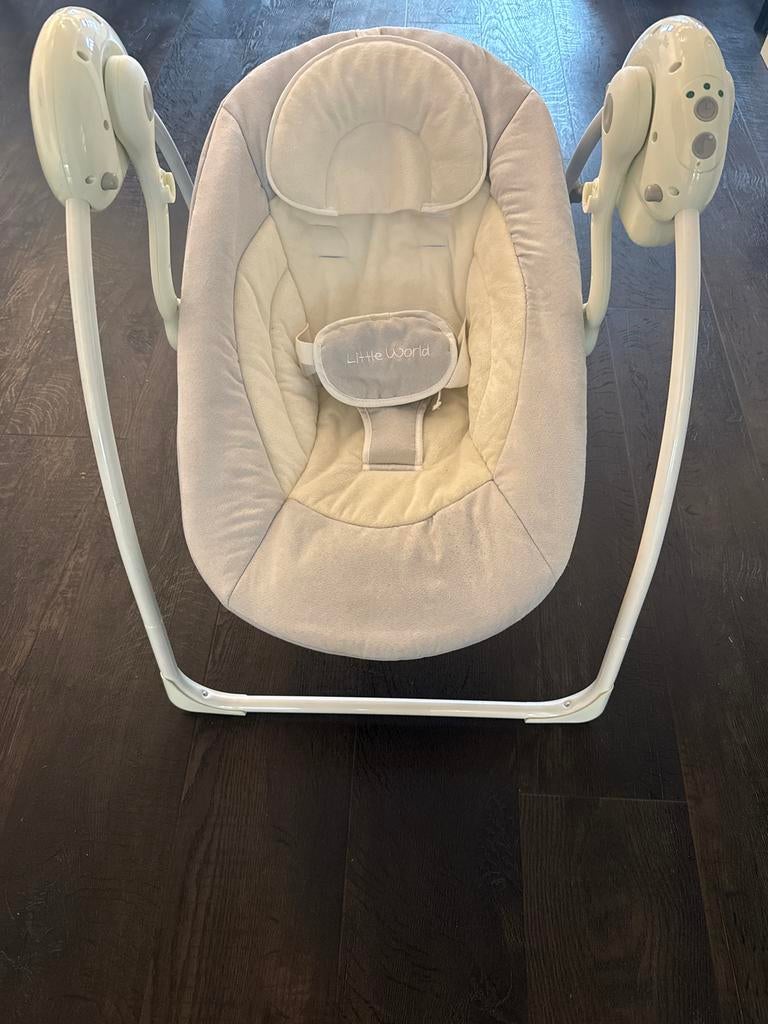 Elektrische schommelstoel Little World - Oplader kwijt, Ophalen of Verzenden, Gebruikt, Overige typen