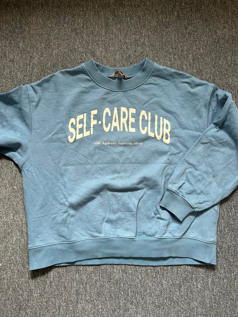 Blauwe 'Self-Care Club' sweater dames oversized maat S, Ophalen of Verzenden, Gedragen, Maat 36 (S), Blauw