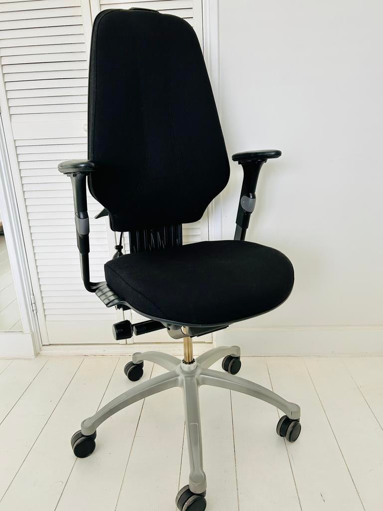 RH LOGIC 400 Ergonomische Bureaustoel 24 UUR in NIEUWSTAAT!!, Gaming bureaustoel, Zwart, Ophalen of Verzenden, Zo goed als nieuw