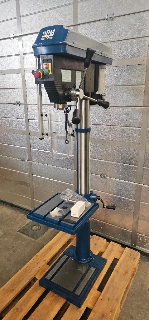 HBM 32 mm. Prof. Kolomboormachine 230 Volt - 1100 Watt., Ophalen of Verzenden, Zo goed als nieuw, 600 watt of meer, Kolomboormachine