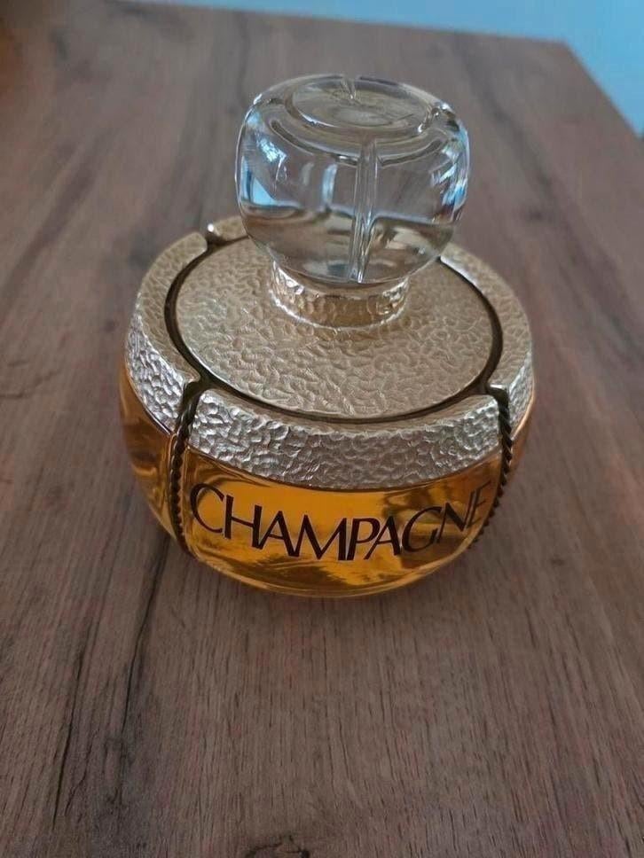 Yves Saint Laurent Champagne Factice, Ophalen of Verzenden, Zo goed als nieuw, Parfumfles, Gevuld