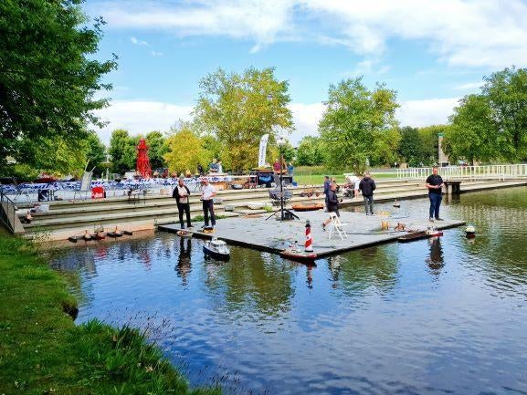 zoek je een actieve rc modelboten vereniging in het noorden?, Hobby en Vrije tijd, Modelbouw | Boten en Schepen, Ophalen, Zo goed als nieuw