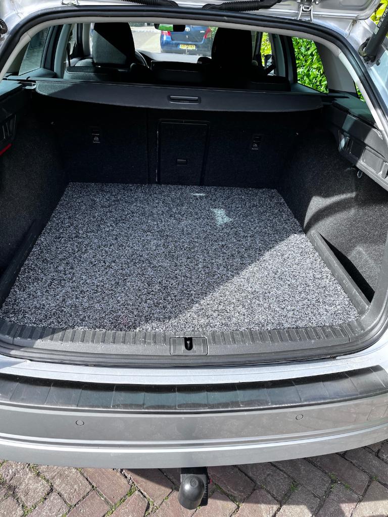 Kofferbak schaal met vlakke laadvloer voor Skoda Octavia 3/4, Ophalen, Gebruikt, Skoda