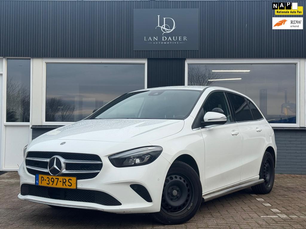 Mercedes-Benz B-klasse 200d / Camera / NAP / 2022, Auto's, Mercedes-Benz, Start-stop-systeem, Gebruikt, Euro 6, 4 cilinders