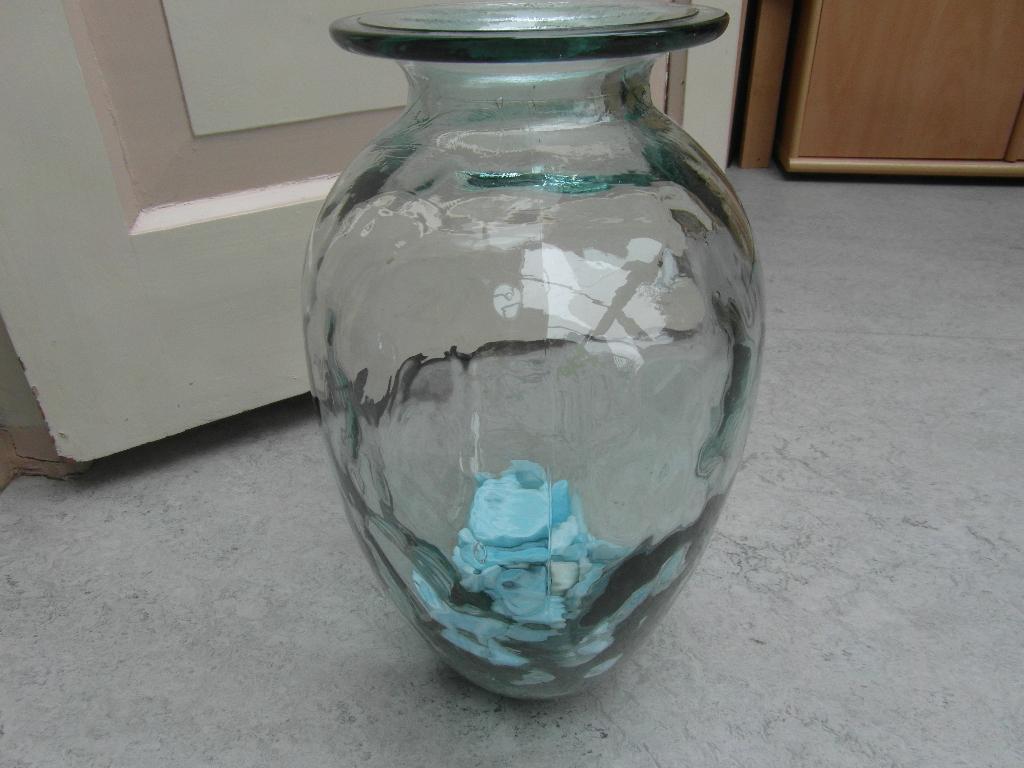 Grote vaas in gewolkt groenig glas met zgn kraag. Hanglamp, Overige kleuren, Ophalen of Verzenden, Minder dan 50 cm, Glas