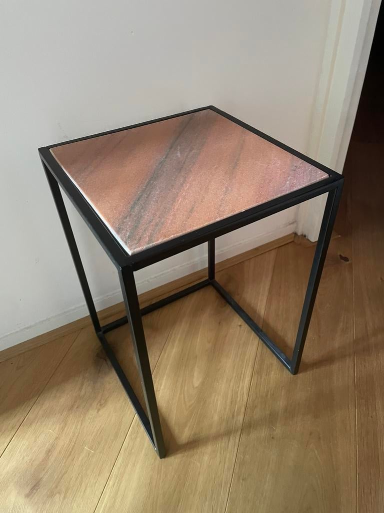 Bijzettafeltje met marmer blad, Minder dan 55 cm, Vierkant, Zo goed als nieuw, Ophalen