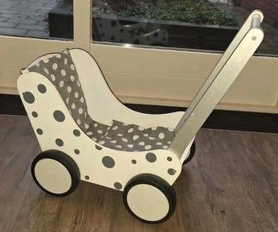 Houten poppenwagen Simply for kids,
Wit zilver, Kinderen en Baby's, Speelgoed | Houten speelgoed, Ophalen, Gebruikt, Duw- of Trekspeelgoed