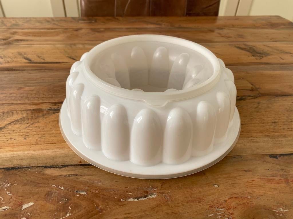 Tupperware puddingvorm vliegende schotel, Ophalen of Verzenden, Wit