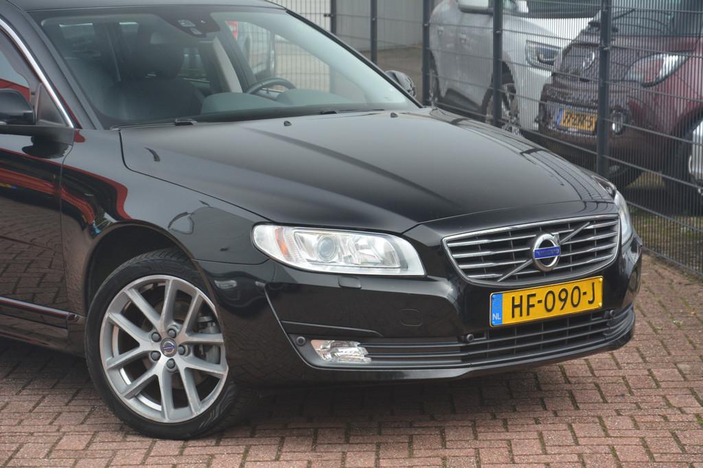 Volvo V70 2.0 D3 Classic Edition | Navigatie | PDC | Clima |, Voorwielaandrijving, Euro 6, 4 cilinders, Zwart